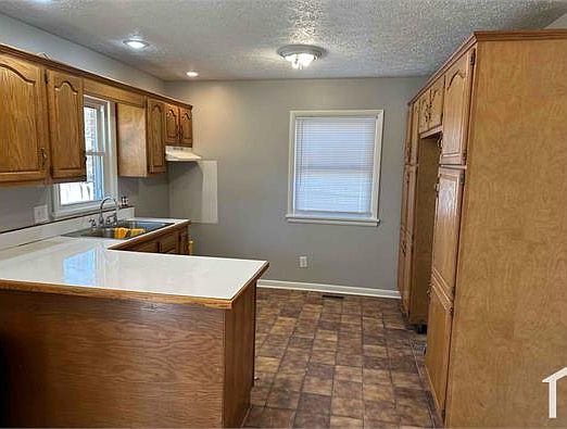1st image of 9812 Sunkist Way