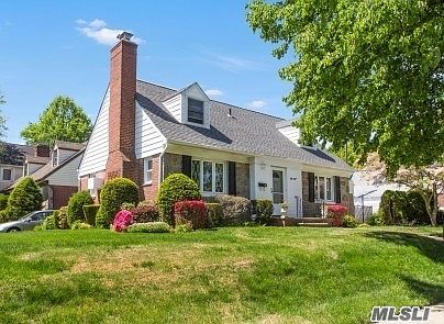 1st image of 58 Laurel Dr