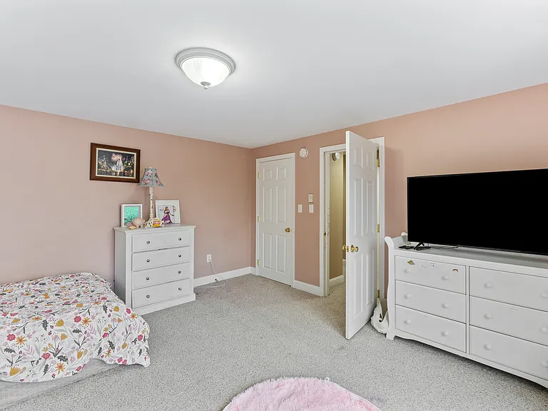 60 Merrifield Ct — Photo 19