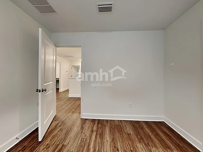 5921 Hampton Creek Rd — Photo 17