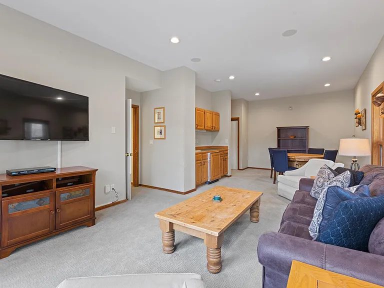 1107 Penstemon Rd — Photo 55