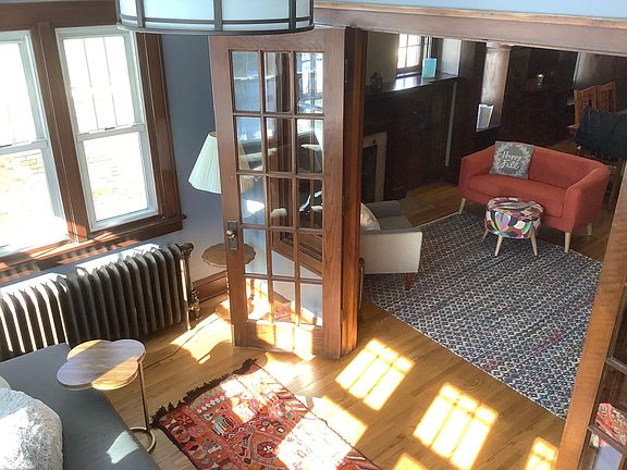 2nd image of 795 Ashland Ave