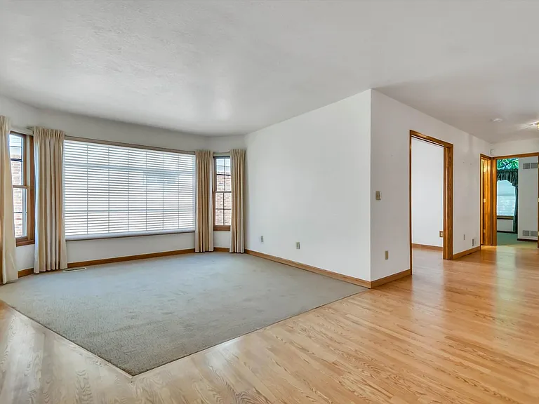 4834 W 93rd Ave — Photo 4