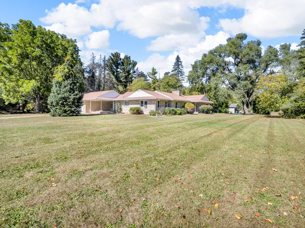 4598 Seymour Rd, Jackson, MI 49201