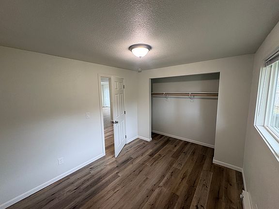 5th image of 611 SE 212th Ave #611