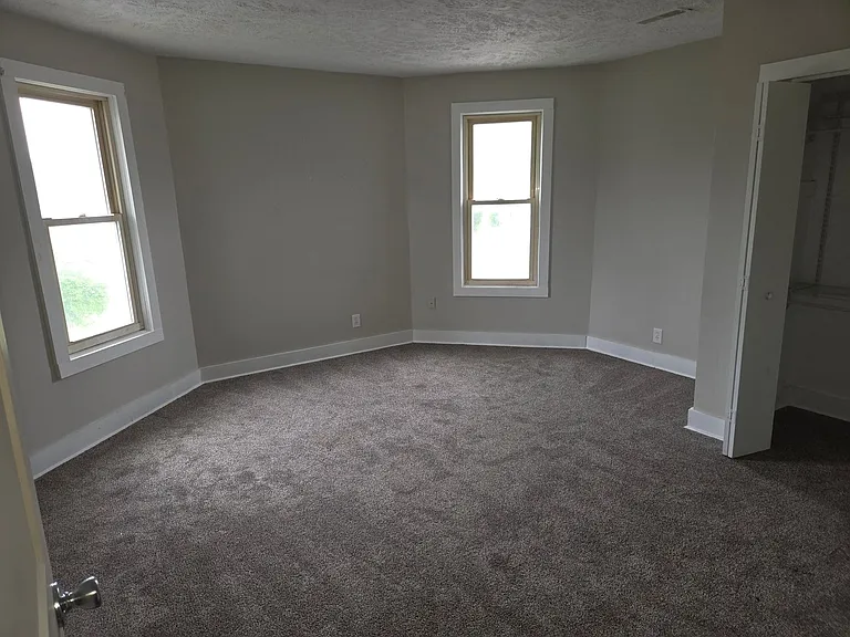 199 Eastern Ave #1-3 — Photo 5