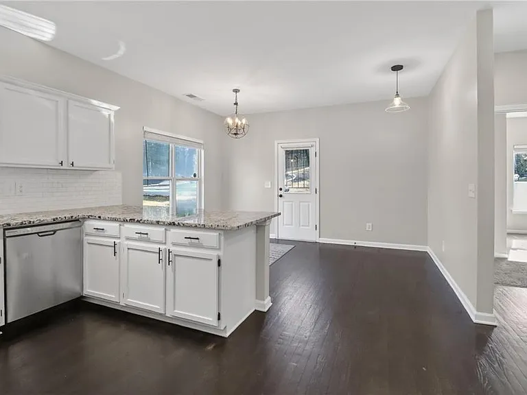 991 Ada Ave NW — Photo 10