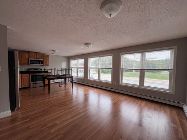 171 Portland Rd APT 1, Bridgton, ME 04009