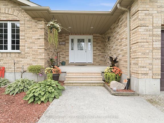 2nd image of 56 Huron Rd