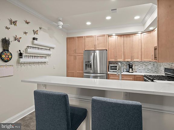 4th image of 701 Fallsgrove Dr APT 107