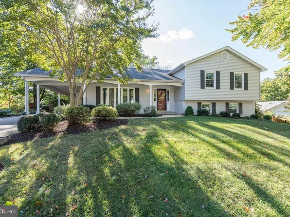 8111 Cawdor Ct, Mc Lean, VA 22102