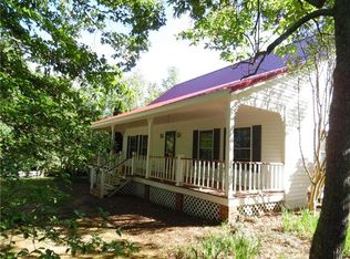 3945 S Olivers Xrd, Newton, NC 28658