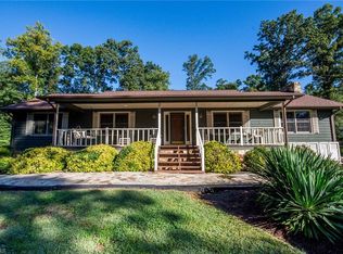 3448 Barron Hill Rd, Hamptonville, NC 27020