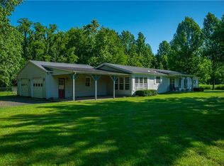 5450 W Deaver Rd, Columbus, IN 47201