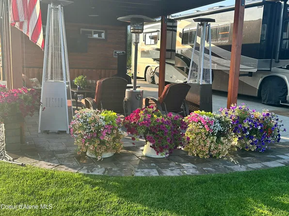51 Sand Trap Ln, Blanchard, ID 83804