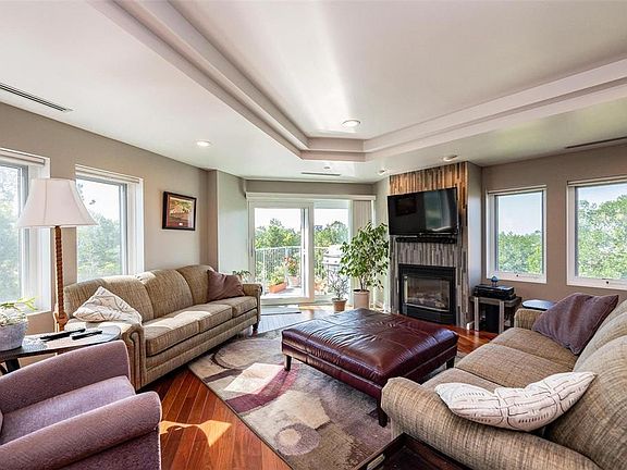 3rd image of 111 Cottage Grove Ave SE APT 202