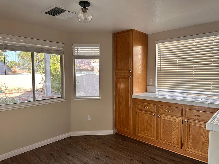 5904 Alimar Dr — Photo 16