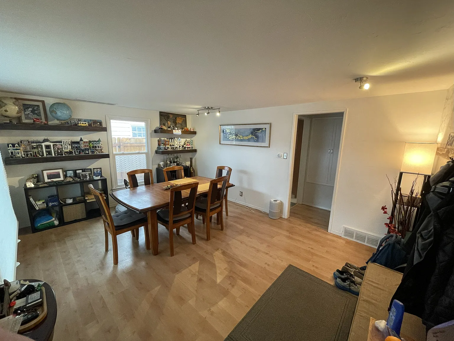 3 bed, 1560 sqft, $2,300 — Photo 2