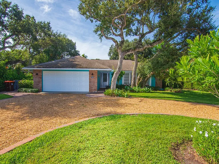 1985 Coco Plum Ln — Photo 38