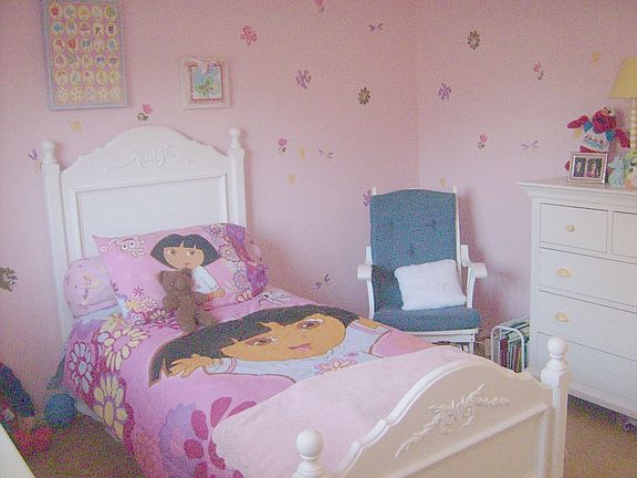 Girl's Room