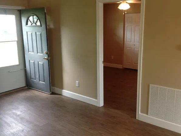 104 Buena Vista Dr, 104 Buena Vista Dr APT 2, Champaign, IL 61820