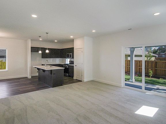 5th image of 61641 SE Evie Dr #26