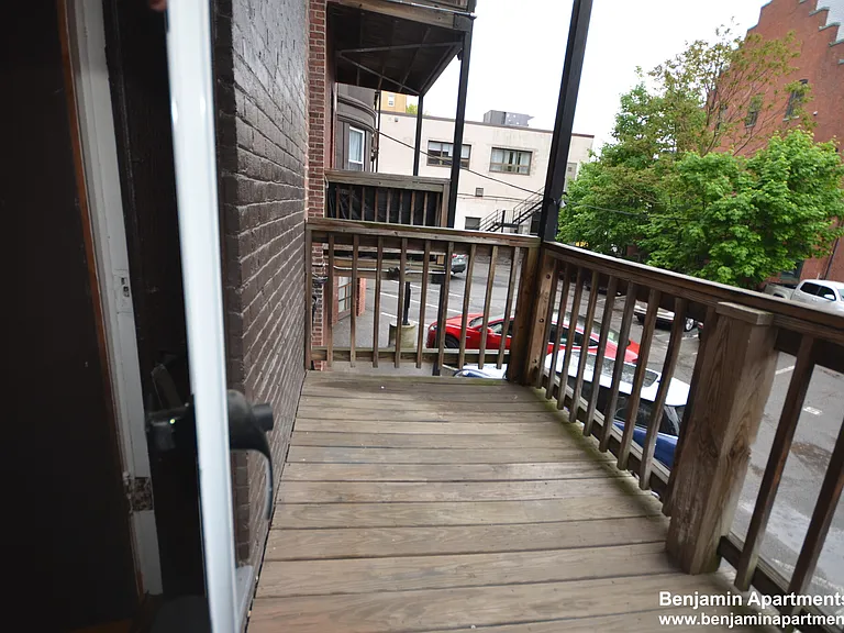 1589 Beacon St #4 — Photo 15