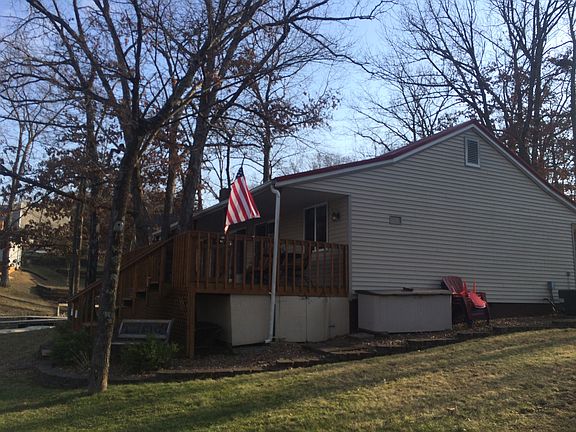 4th image of 1004 Hickory Ln Lake Nehai