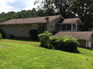 264 Smart Rd, Hayesville, NC 28904