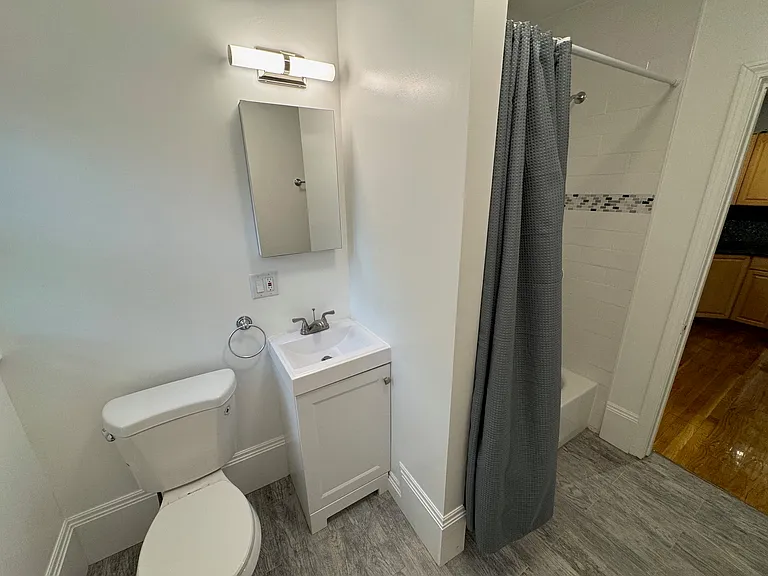 35 Cameron Ave #2 — Photo 22