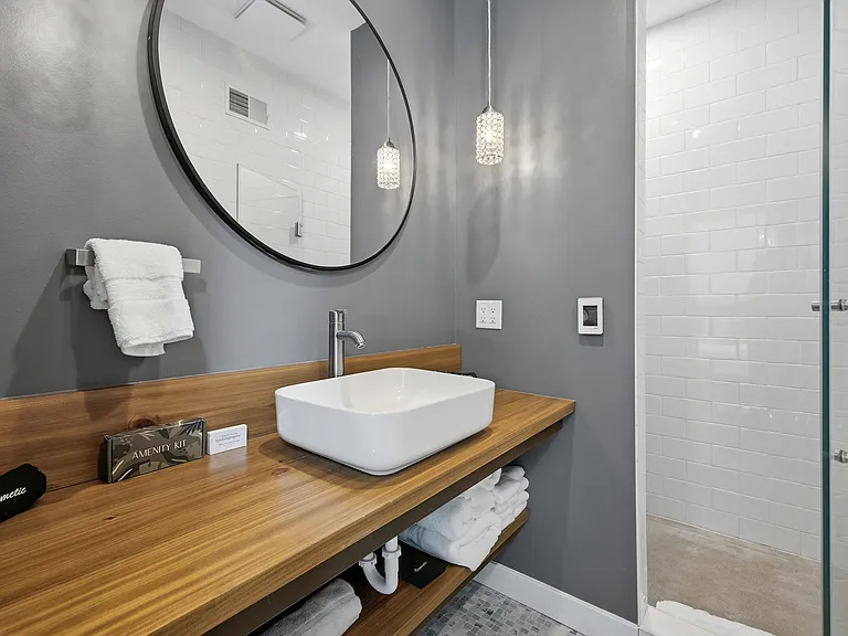 10024 Town Line Rd — Photo 18