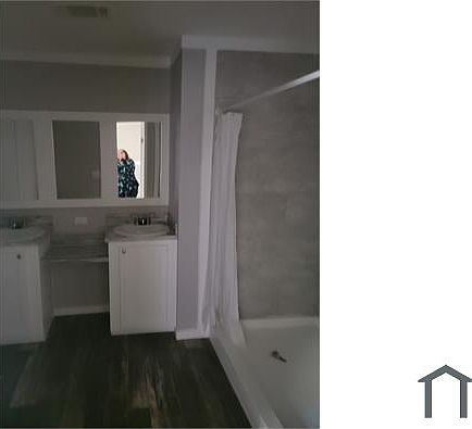 3rd image of 6546 Hughes St