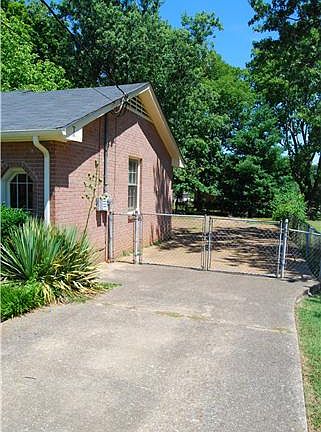 3rd image of 131 Bailey Collins Dr
