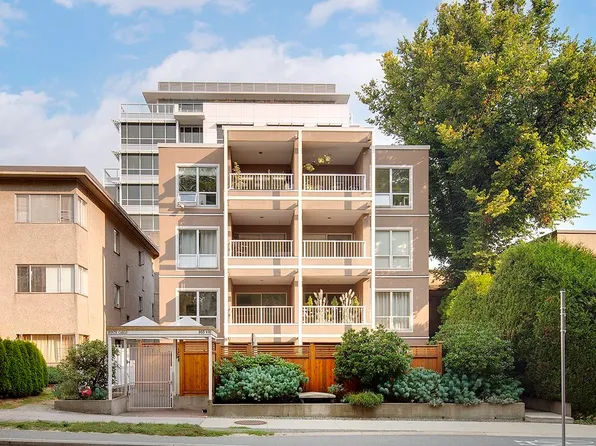985 W 10th Ave #203, Vancouver, BC V5Z 1L9