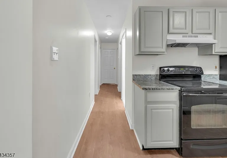 65 Montgomery Ave #U1 — Photo 5
