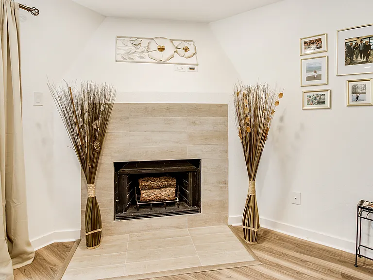 4777 Cedar Springs Rd #7P — Photo 6