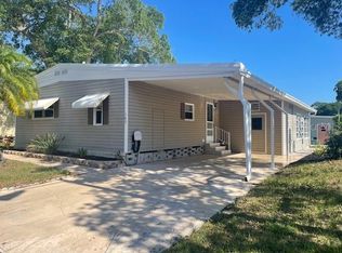 143 Forest Ln #14, Safety Harbor, FL 34695