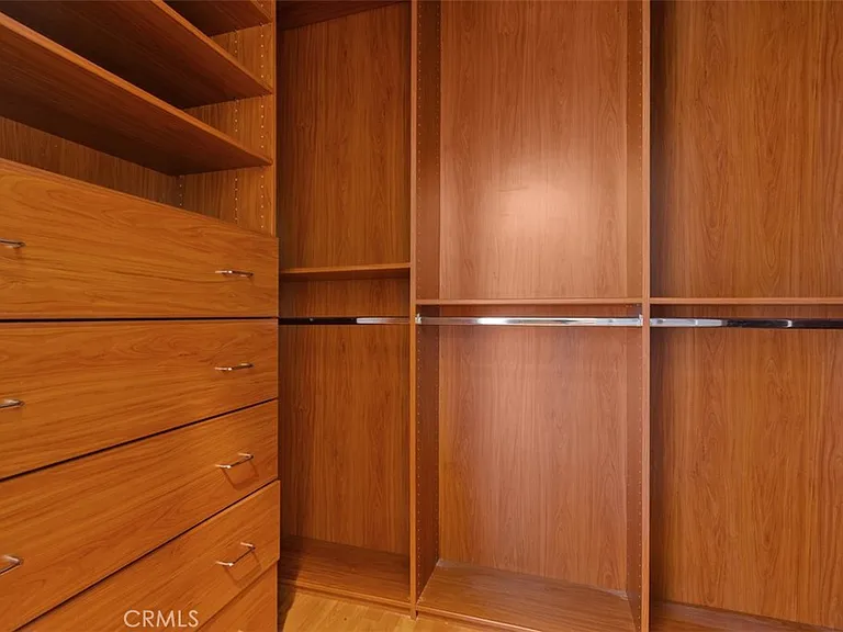 82 Laurelhurst Dr — Photo 19