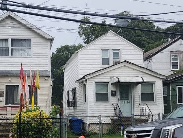 1st image of 14214 Foch Blvd