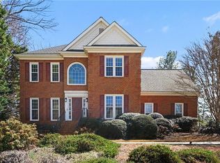 1374 Holly Lake Cir, Snellville, GA 30078