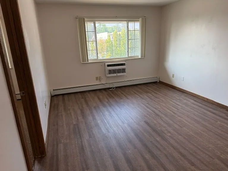 August Management presents the Imperial House — Photo 44
