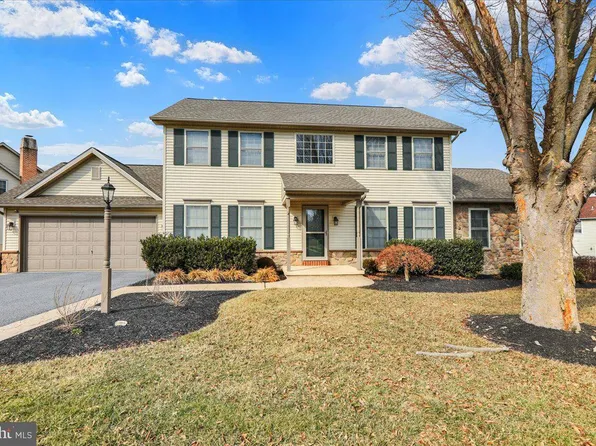 312 Bent Tree Dr, Lancaster, PA 17603