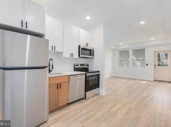 3842 Fairmount Ave #2, Philadelphia, PA 19104