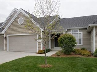 2215 Gray Oak Cv, Portage, MI 49024