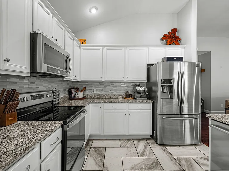 224 Blue Creek Farms Dr — Photo 13