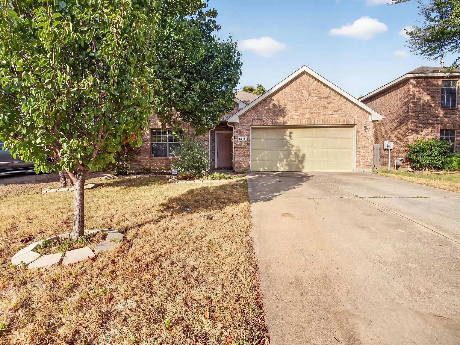 4 bed, 2235 sqft, $2,700 — Photo 1