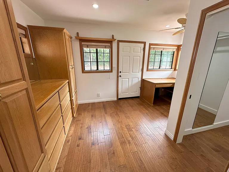 1314 Glenavon Ave — Photo 31
