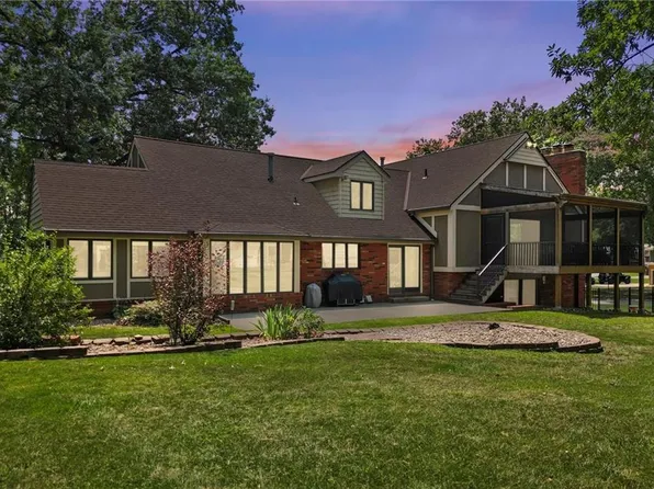 1016 Southwind Dr, Excelsior Springs, MO 64024