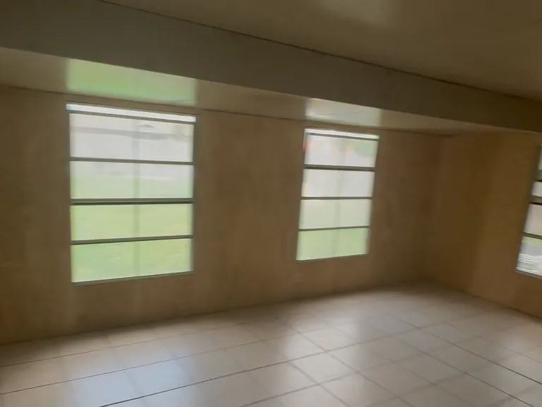 37741 Waverly Ave — Photo 11