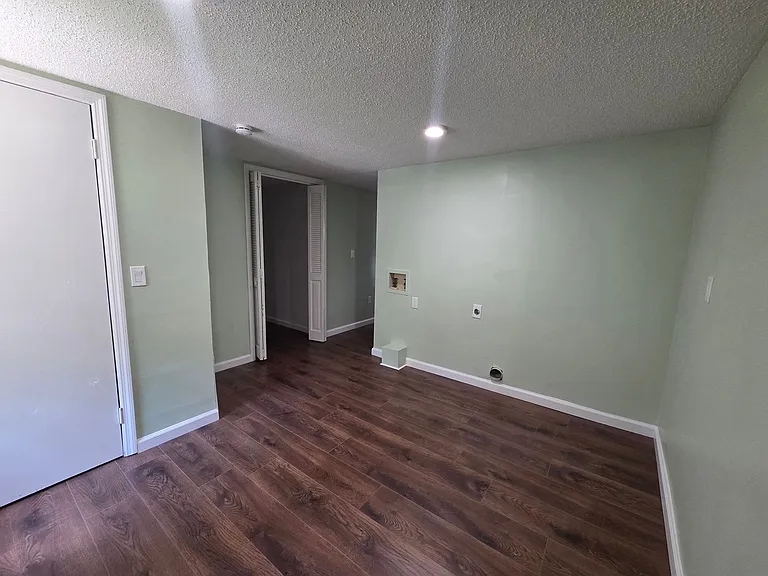 179 Gilmer St #6 — Photo 8